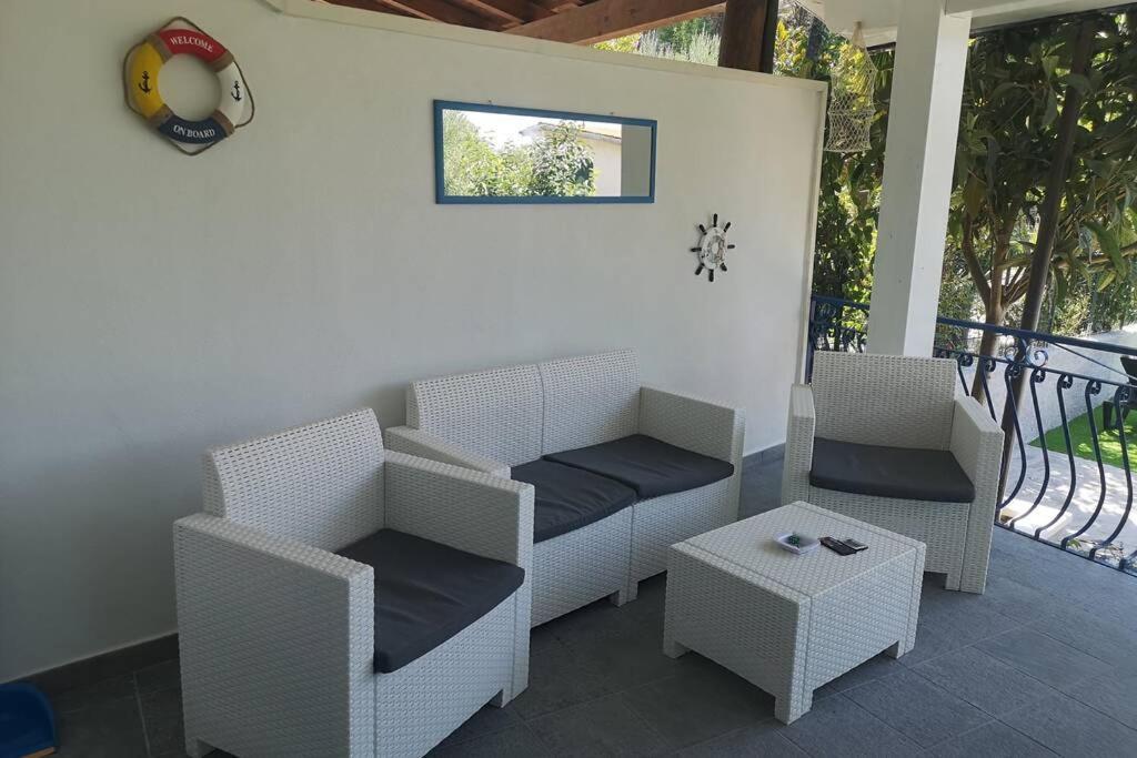Villa Cilento Mare, Bellissima Con Ampio Giardino
